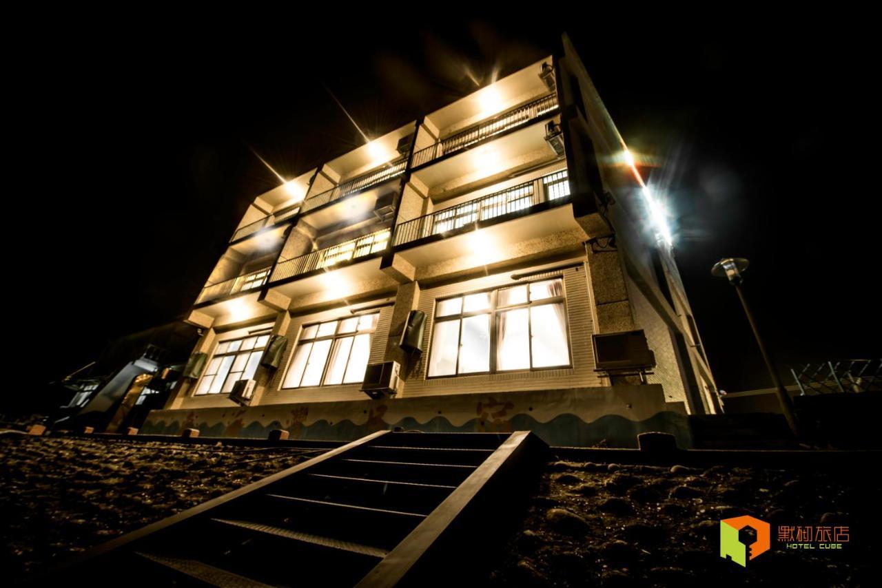 Hotel Cube T'ai-tung Exterior foto